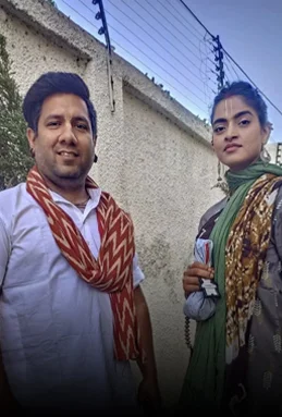 Devotional Rock Singers in Srinagar