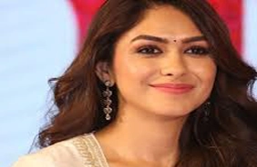 Mrunal Thakur